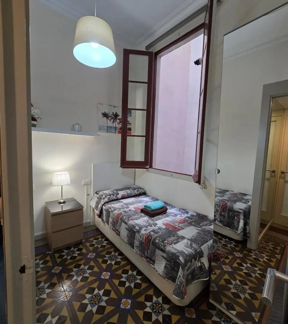 Rooms Rumila Barcelona 0*,