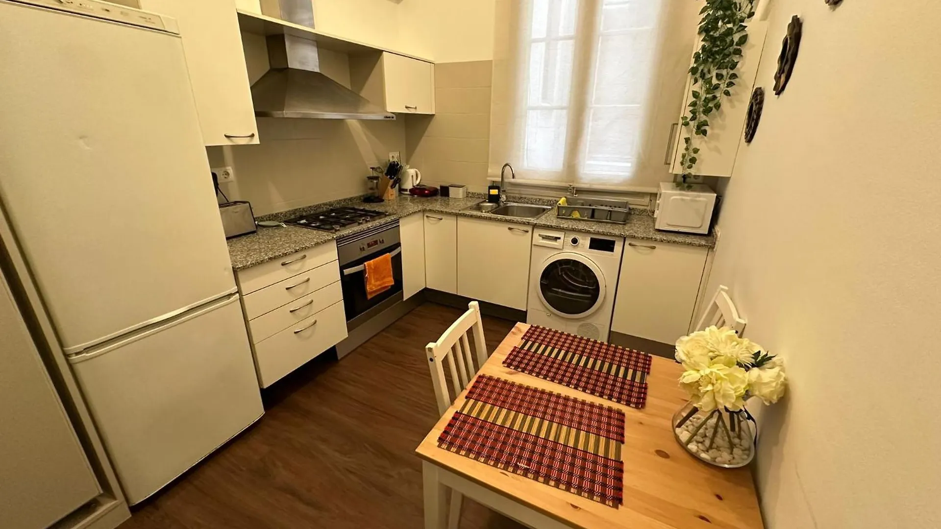 Rooms Rumila Barcelona Bed & Breakfast